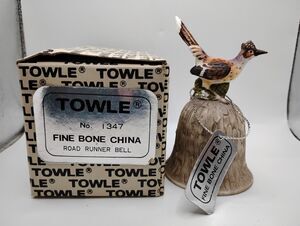 Vintage Roadrunner Bell Towle Fine Bone China Made in Taiwan 4.5x2.5